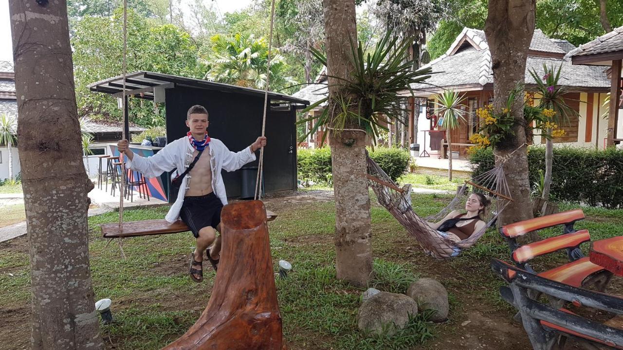 Brick House Hostel Pai Exterior photo