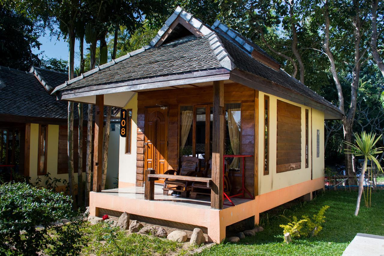 Brick House Hostel Pai Exterior photo